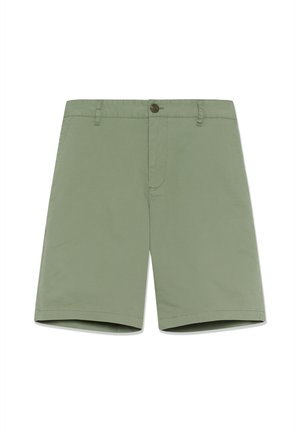 Zöld pamut rövidnadrág lapos elejű, gombos záródással és oldalzsebekkel; egyenes szabású, tiszta befejezéssel az alján.