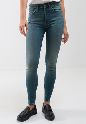 HIGH - Jeansy Skinny Fit