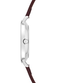 Silberne Uhr mit einem runden Ziffernblatt, braunem Lederarmband und einem kleinen Kronendetail. Glatte Oberfläche mit einem minimalistischen Design.