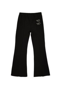 Schwarze ausgestellte Hosen mit einem elastischen Bund, ausgestattet mit zwei Metallakzenten an den Fronttaschen und einer glatten, dehnbaren Stofftextur.
