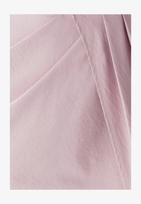 Sélectionné, lilac
