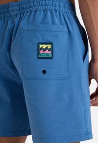 Billabong Shorts da mare - blue
