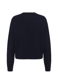 Pull en tricot bleu marine avec un col rond, de longues manches raglan et un ourlet court avec des bords côtelés.