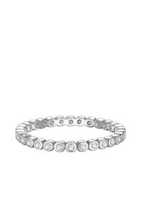 Srebrna narukvica s ravnomjerno raspoređenim okruglim prozirnim dragim kamenjem postavljenim u glatke bezel postavke, prikazana na bijeloj pozadini.