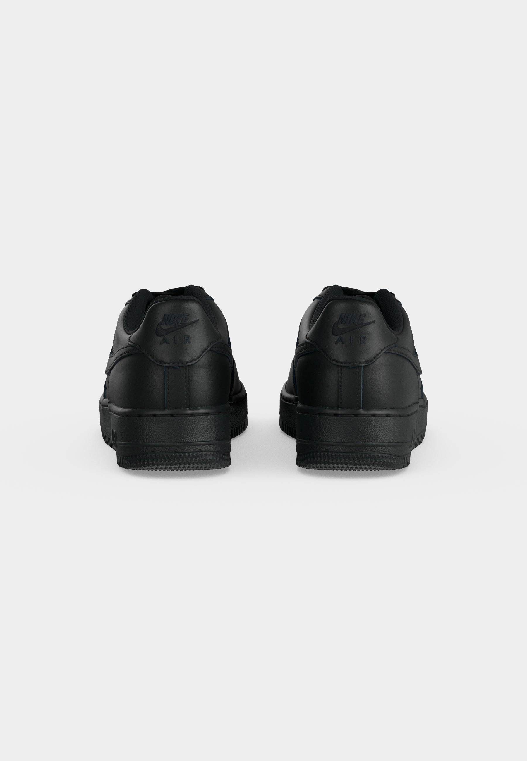 Nike Sportswear AIR FORCE 1 LE UNISEX - Sneaker low - black