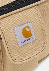Carhartt WIP ESSENTIALS BAG SMALL UNISEX - Mala a tiracolo - dusty brown