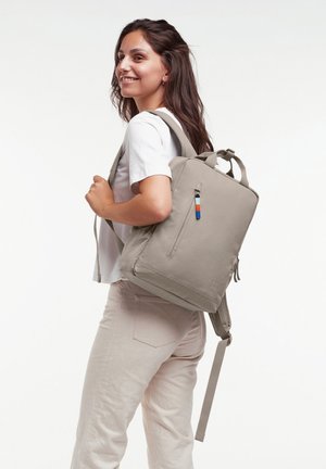 GOT BAG DAY - Mochila - scallop