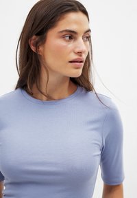NA-KD Pamata T-krekls - light blue