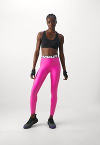 Under Armour HEATGEAR - Legíny - astro pink