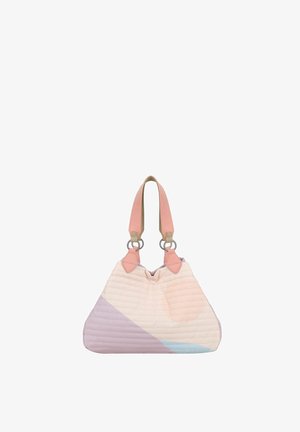 Bolso de colores pastel suaves con asas rosa pálido, acolchado horizontal y un bloque de color triangular en tono lila y azul en la parte frontal.