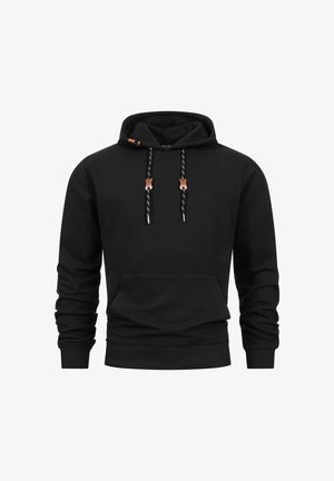 Czarna bluza z kapturem wykonana z prążkowanej tkaniny, z kieszenią kangurkową, regulowanymi sznurkami z metalowymi końcówkami oraz prążkowanymi mankietami i dołem.