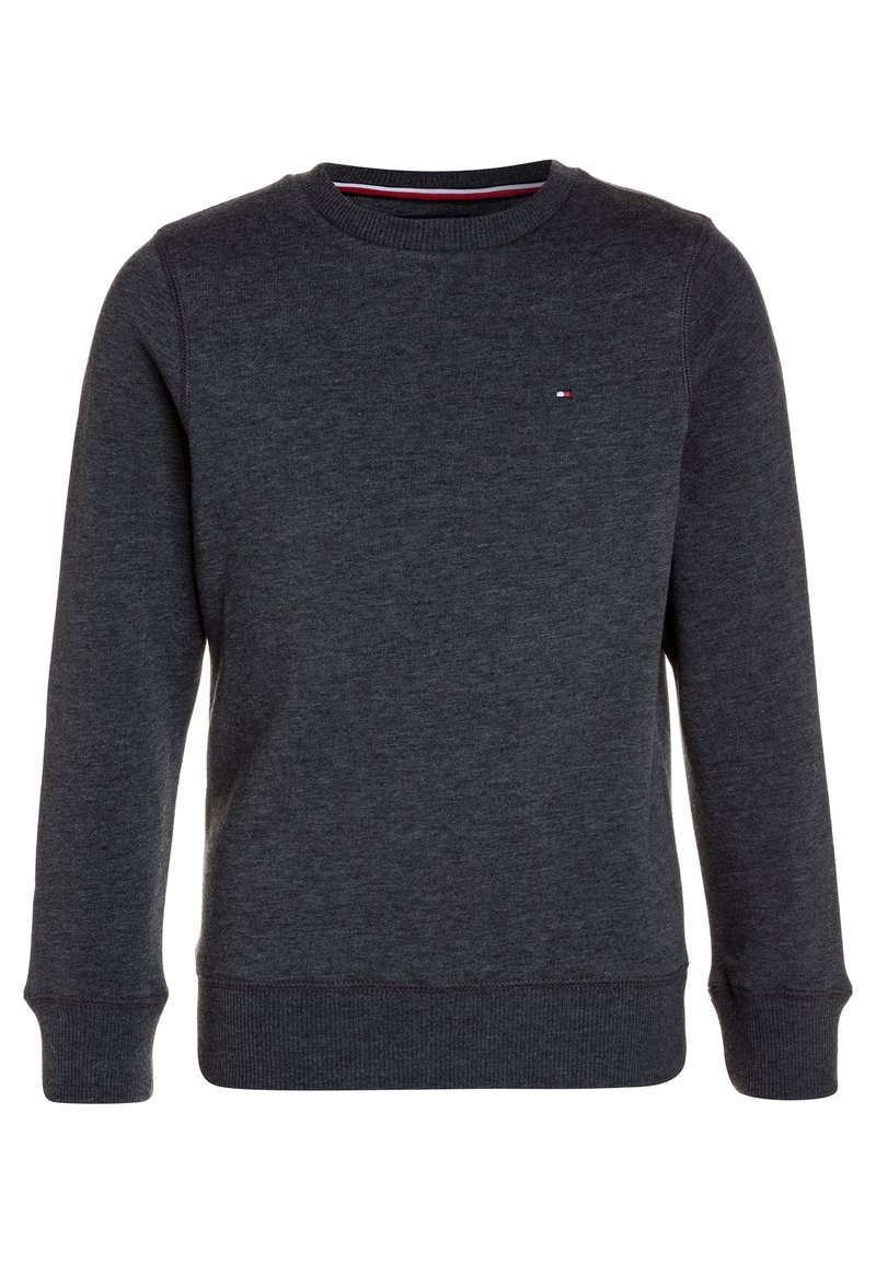 Felpa grigia scura con colletto tondo, polsini e orlo a coste, caratterizzata da un piccolo logo sul petto in rosso, bianco e blu. Morbida al tatto.