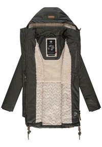 Giacca impermeabile verde scuro con un rivestimento in peluche beige e un interno a motivo. Presenta un cappuccio, chiusura con zip e orlo regolabile.