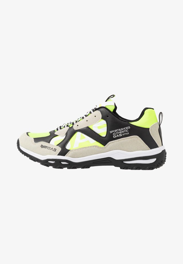 WISTOON - Matalavartiset tennarit - white/neon yellow