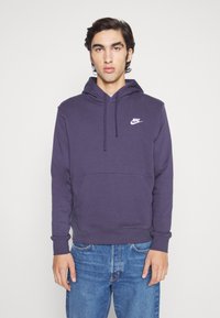 Nike Sportswear SPORTSWEAR CLUB FLEECE - Sweatshirt com capuz - cave purple/white