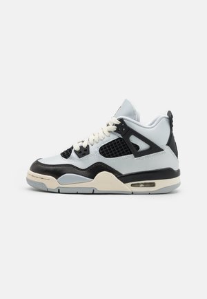 AIR JORDAN 4 RETRO UNISEX - Sneakers basse - pure platinum/metallic gold/black/sail
