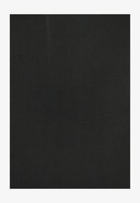 Seleccionado, Black