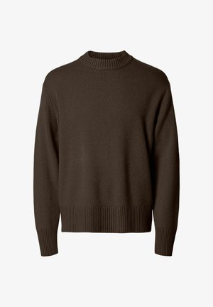 Tumepruun ümar kaelusega villane sviiter ribatud mansettide ja äärtega, esitlemise valges taustal.