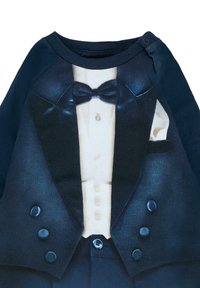 Body per neonato con un design di smoking blu navy stampato, completo di papillon, bottoni, rever e dettagli del fazzoletto.