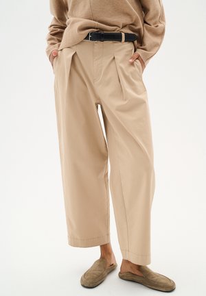 SINIKKA  - Trousers - ginger root