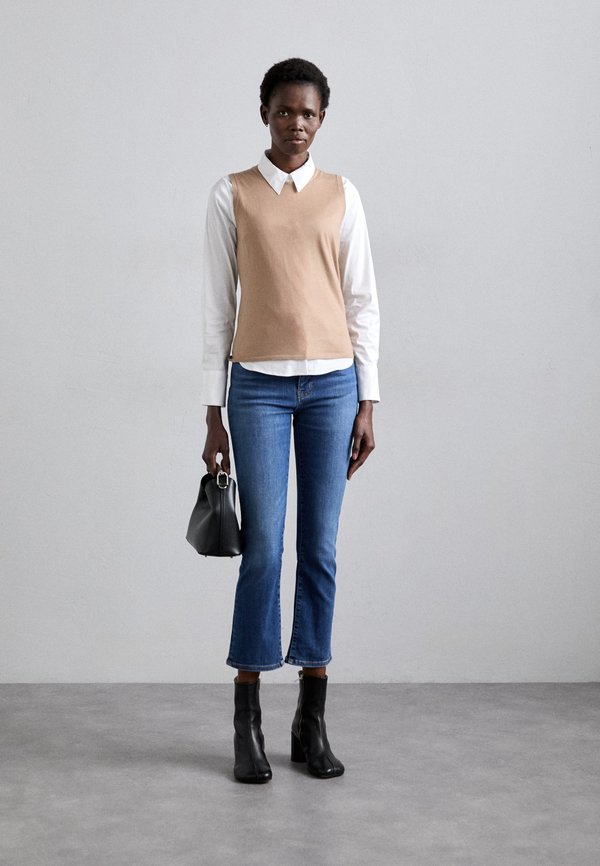 HIGH - Straight leg jeans3