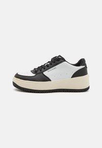 Skechers GRAND 92 - Sportcipő - white/black