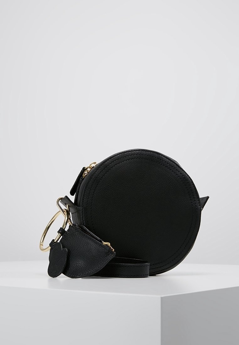 mint&berry Axelremsväska - black