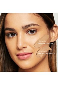 bareMinerals ORIGINAL LIQUID MINERAL FOUNDATION - Foundation - neutral medium