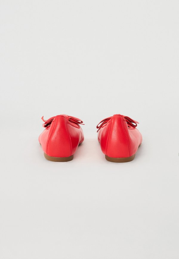 Ballet pumps - flame3