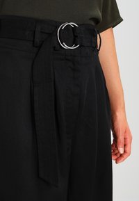 Samsøe Samsøe Kalhoty - black