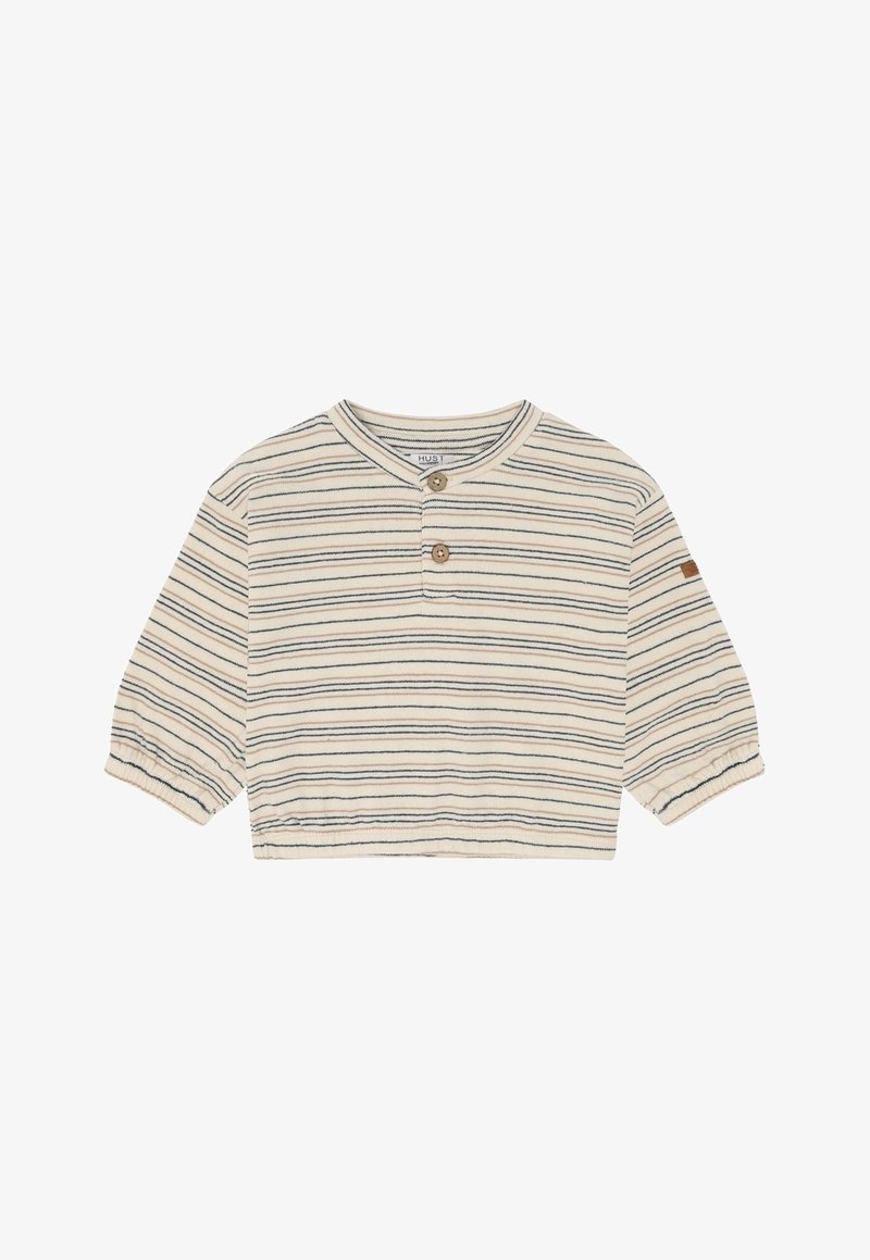 Langärmliges Babyshirt mit cremefarbenen und marineblauen Streifen, zwei vorderen Holzknebeln sowie elastischen Bündchen und Saum.
