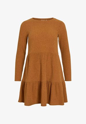 Robe longue à manches longues côtelées de couleur brune avec un col rond et une jupe évasée à volants. Le tissu a une texture douce et un motif subtil.