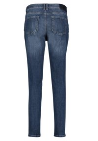 Jean en denim bleu foncé vu de dos avec deux poches arrière, passants de ceinture et coupe slim.