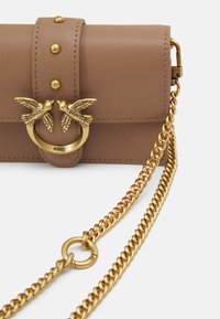 Pinko LOVE ONE MICRO - Rankinė per petį - beige