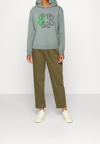 OPUS Felpa con cappuccio - green