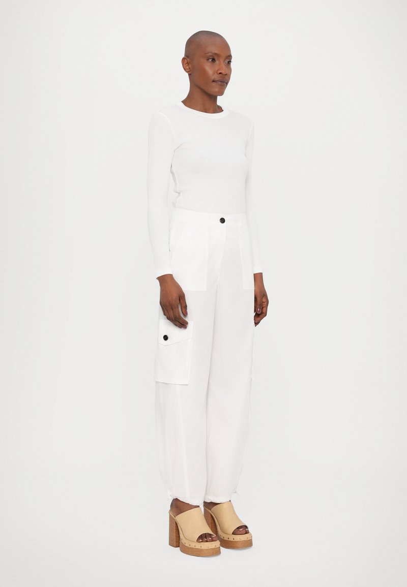 FAZIONE Pantaloni cargo white/avorio