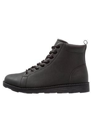 Stivaletti stringati - black