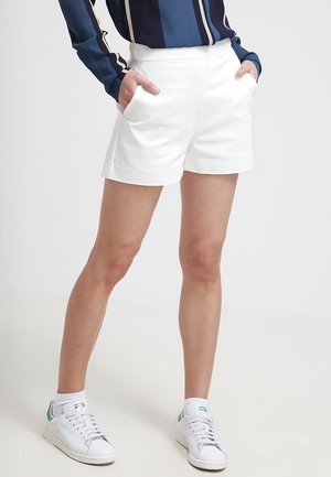 mint&berry Short - white