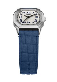Silberne achteckige Uhr mit einem weißen strukturierten Zifferblatt, römischen Ziffern und einem dunkelblauen, geprägten Lederarmband.