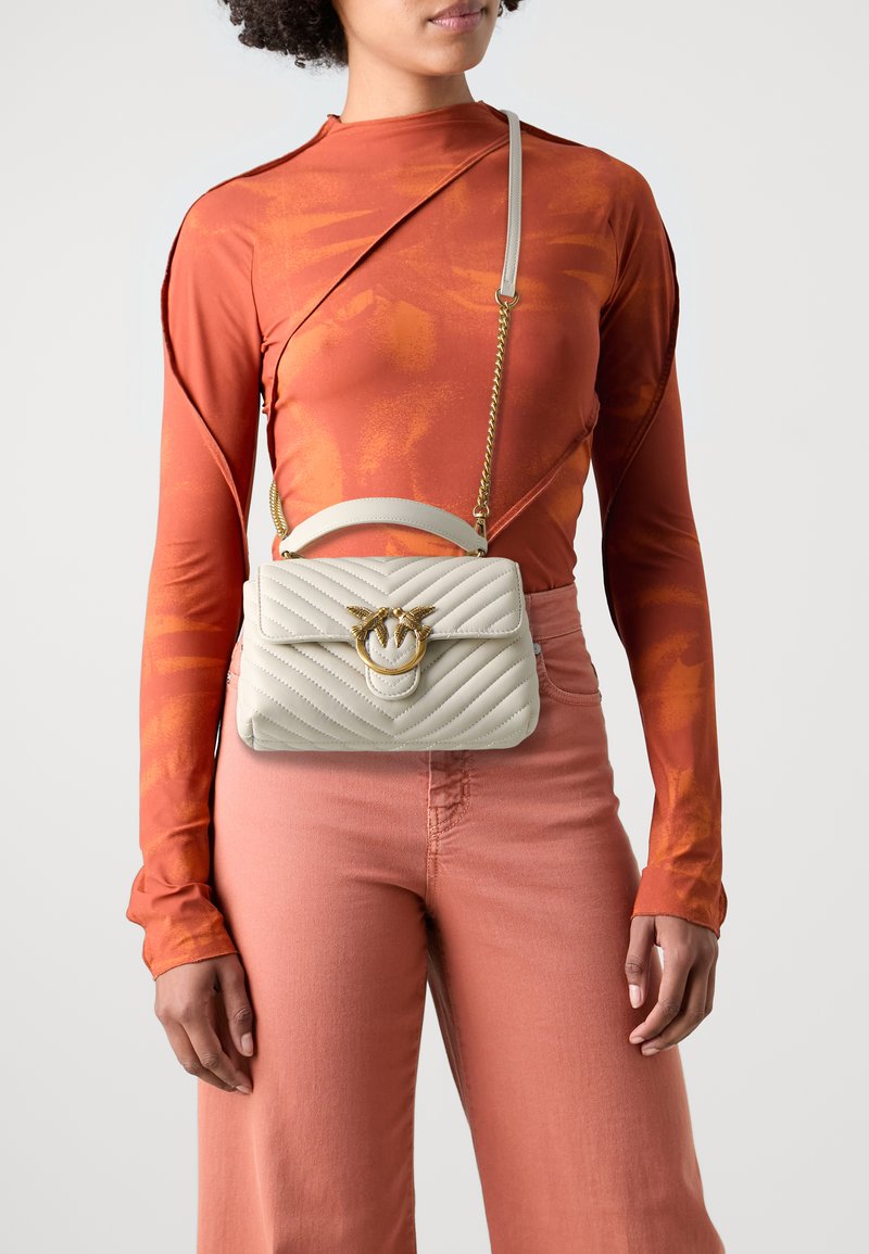 Pinko LOVE LADY PUFF MINI  - Kabelka - bianco
