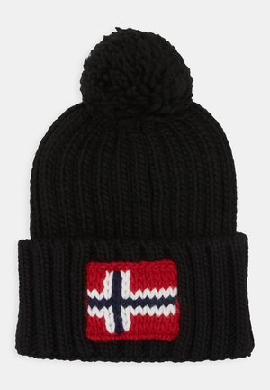 Bonnet en tricot noir avec pompon et revers, orné d'un écusson tricoté du drapeau norvégien.
