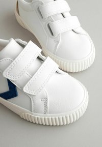 Next Chaussures premiers pas - white