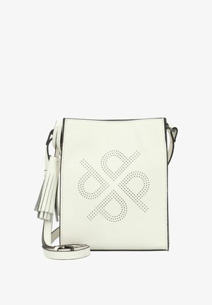 Sac bandoulière en cuir blanc avec un motif géométrique perforé, un accent de pompon et une fine sangle réglable. Surface texturée et design épuré.