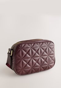 Ikke valgt, berry red