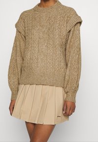 VILA Strickpullover - mottled brown