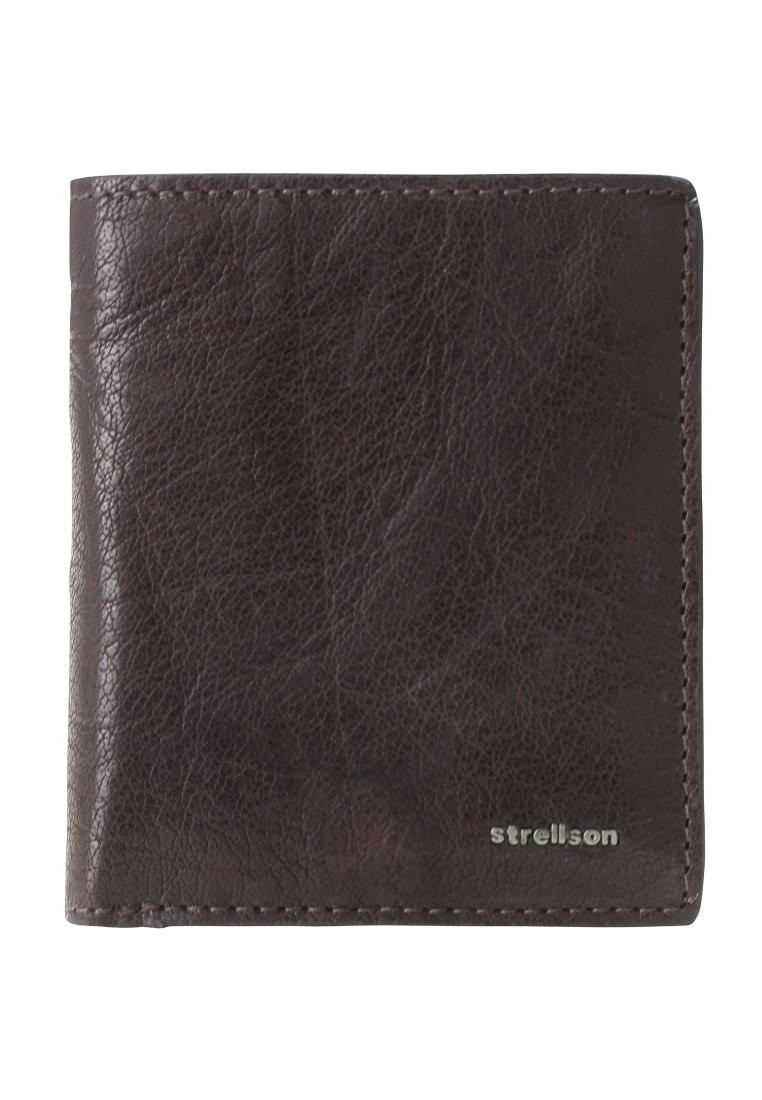 Portafoglio in pelle marrone con superficie texture, design bi-fold, cuciture visibili e dettaglio logo argentato lungo il bordo inferiore.
