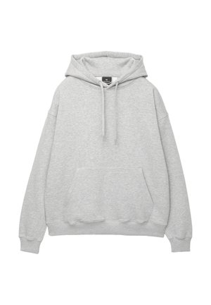 Hanorac gri deschis, fabricat dintr-un amestec moale de bumbac, are glugă cu șnur, buzunar anterior tip pouch și manșete și tiv din material ribbed.