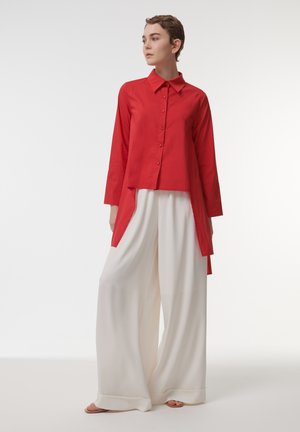 Leem ASYMMETRIC HEM - Overhemdblouse - red