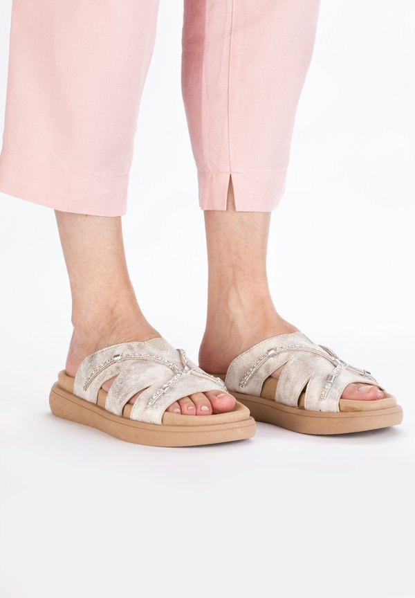 Pantolette flach - beige
