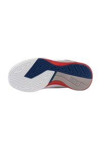 Suela del zapato con una base blanca, acento rojo, patrones en azul y gris oscuro, y surcos texturizados para mayor tracción.